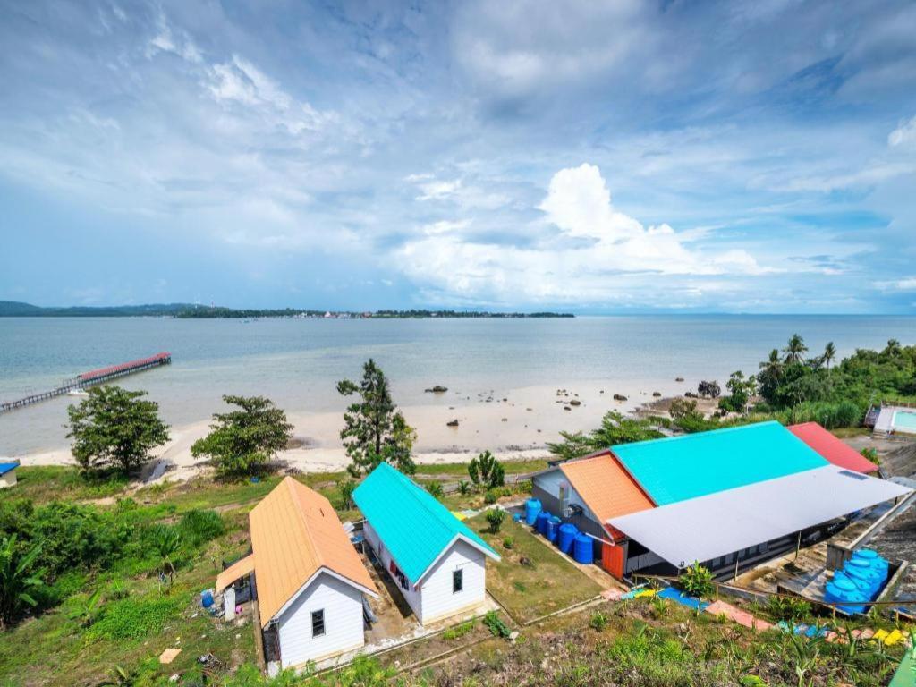 Dreamland Beach Holiday Kudat Esterno foto