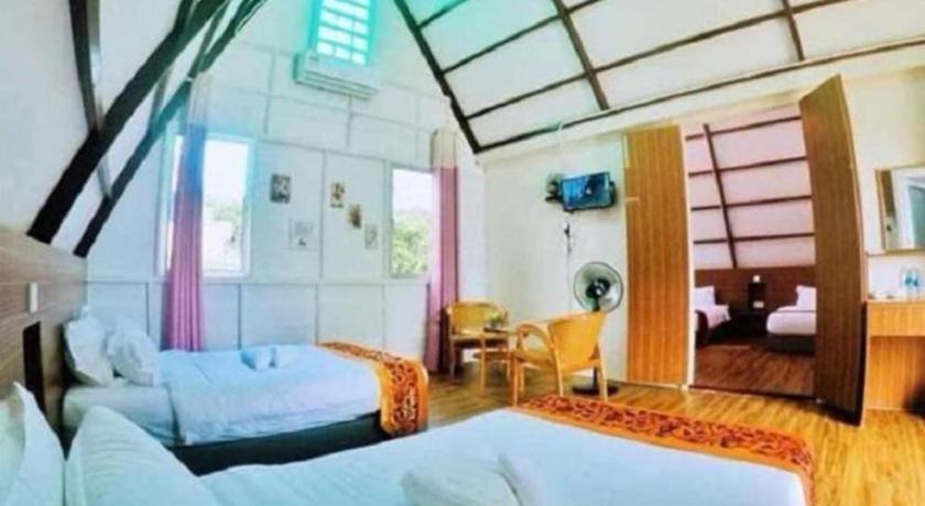 Dreamland Beach Holiday Kudat Esterno foto