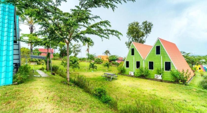 Dreamland Beach Holiday Kudat Esterno foto