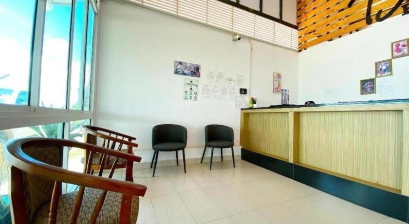 Dreamland Beach Holiday Kudat Esterno foto